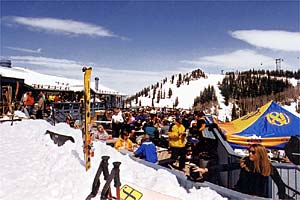 10 Things You Need to Know About Steep Skiing 9. If you lose a ski on a steep face and you’re able to stop it, turn yourself around so you’re clicking into it with your uphill foot.