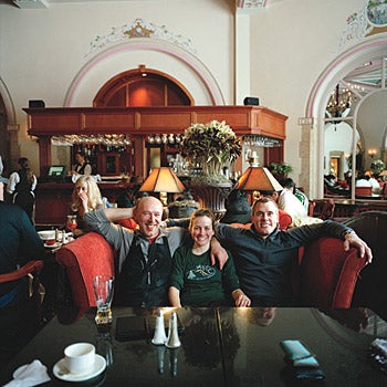 Kicking Back Ice climbers chill out at the Chateau's Lakeview Lounge.