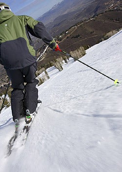 Boreal, CA Boreal, CA received six inches and is looking to open on a day by day basis as conditions permit. Check out rideboreal.com for more information.…