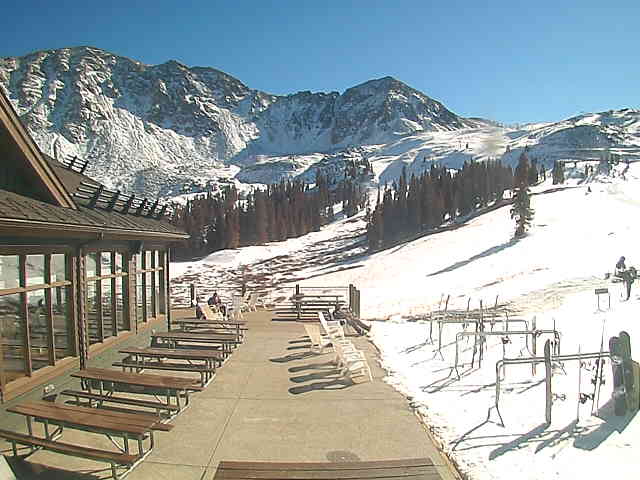 Arapahoe Basin, CO Arapahoe Basin got two inches of new snow early in the week, coating the chutes just above the open run. For more information about this ski area,…
