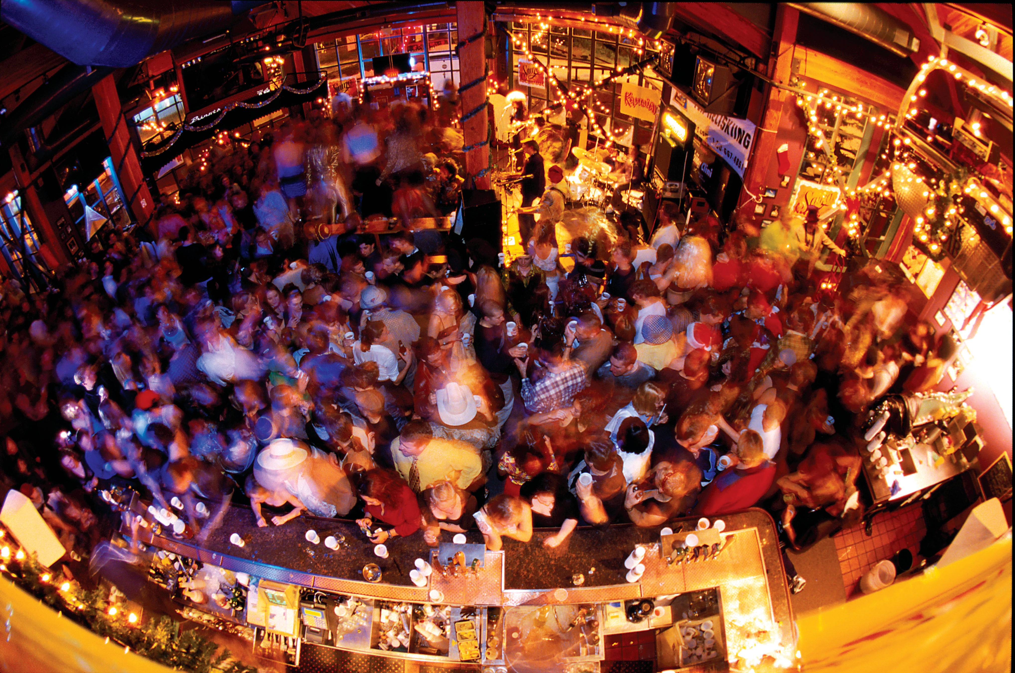 #7 Free Parties Whistler Blackcomb, Canada
