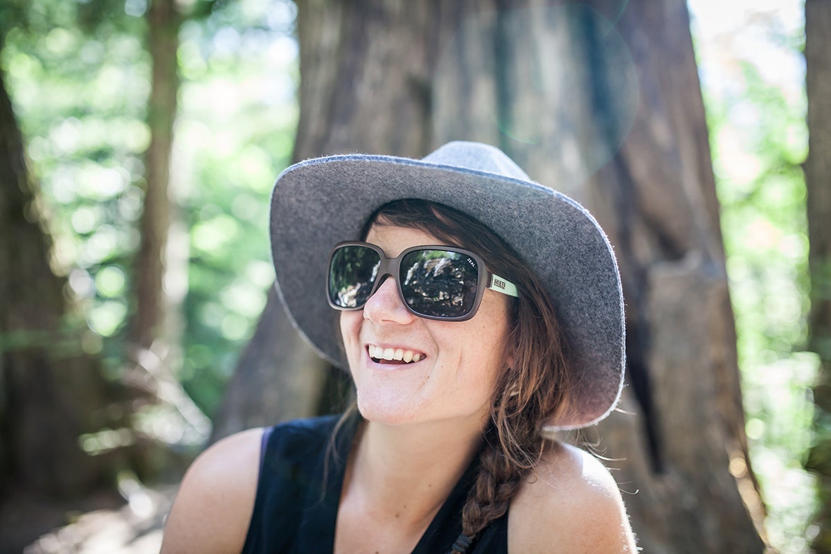 Leah Evans Initially, Canadian freeski champ Leah Evans wrote Lynsey Dyer a check on behalf of Girls Do Ski, an organization that leads freeski camps for women…