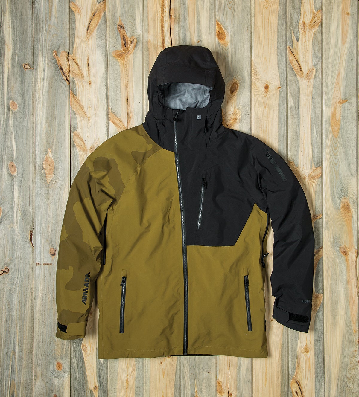 ARMADA BALFOUR JACKET The Balfour is the first Gore-Tex Pro jacket to in- corporate a print into the textile. The subtle camo pattern on the right arm adds just enough…