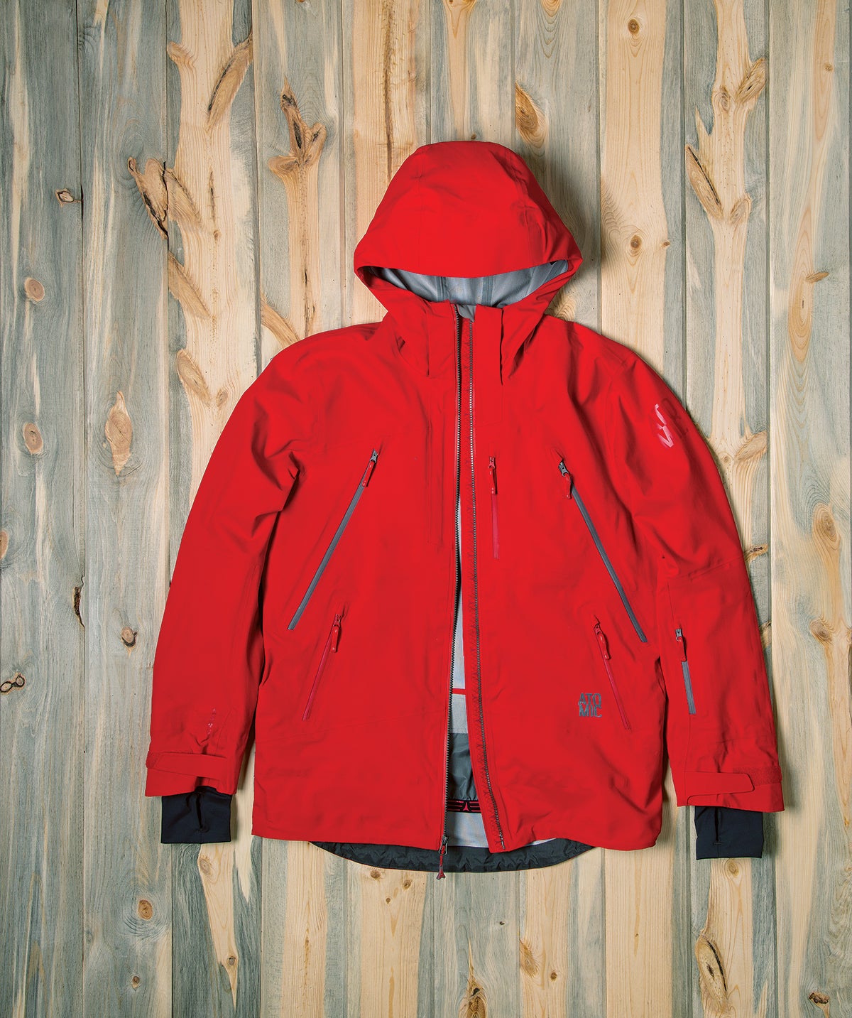 ATOMIC RIDGELINE 3L JACKET Part of Atomic’s inaugural outerwear collection, the Ridgeline jacket comes loaded with smart features like an incredibly lightweight Pertex fabric,…