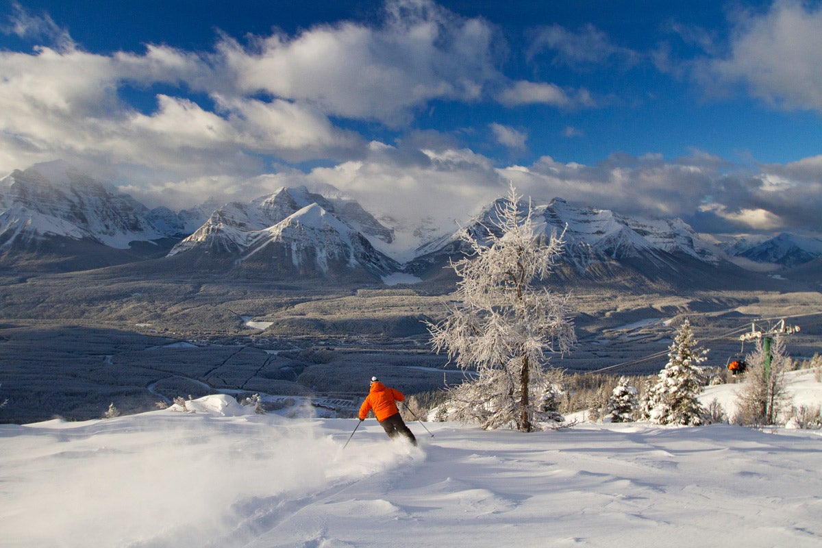 (LakeLouise)Lake-Louise-Ski-Resort-(Photo-Chris-Moseley)-(3) None