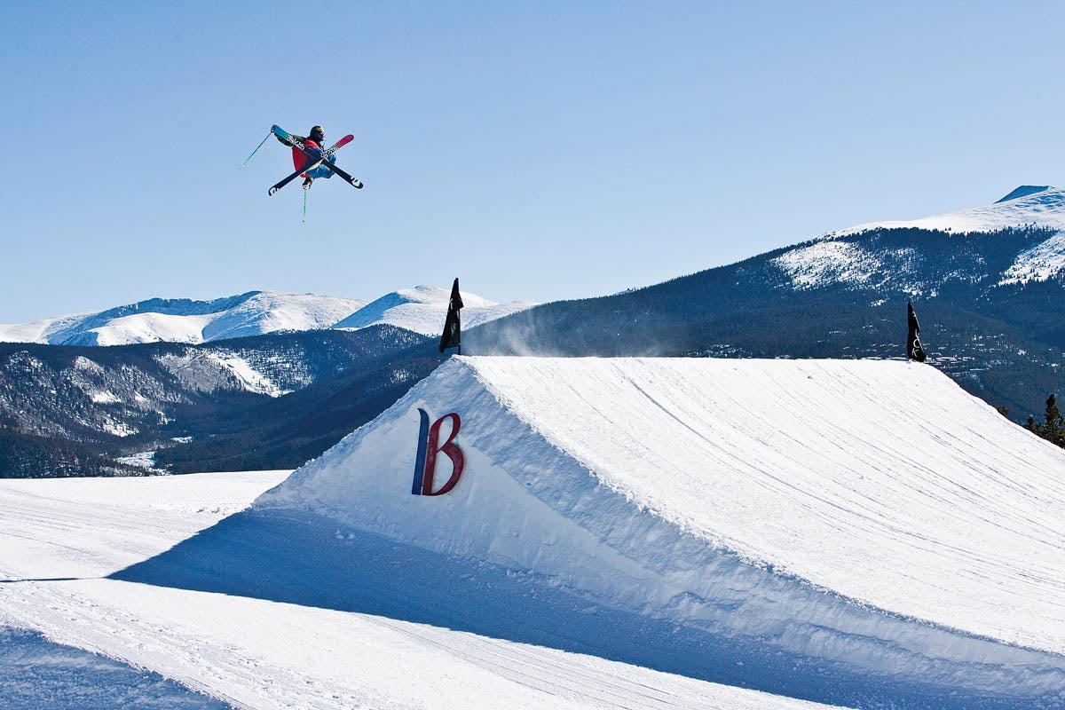 SKI1017_RGW_Breckenridge_CourtesyBreck-AaronDodds resort guide 2018 breckenridge overall
