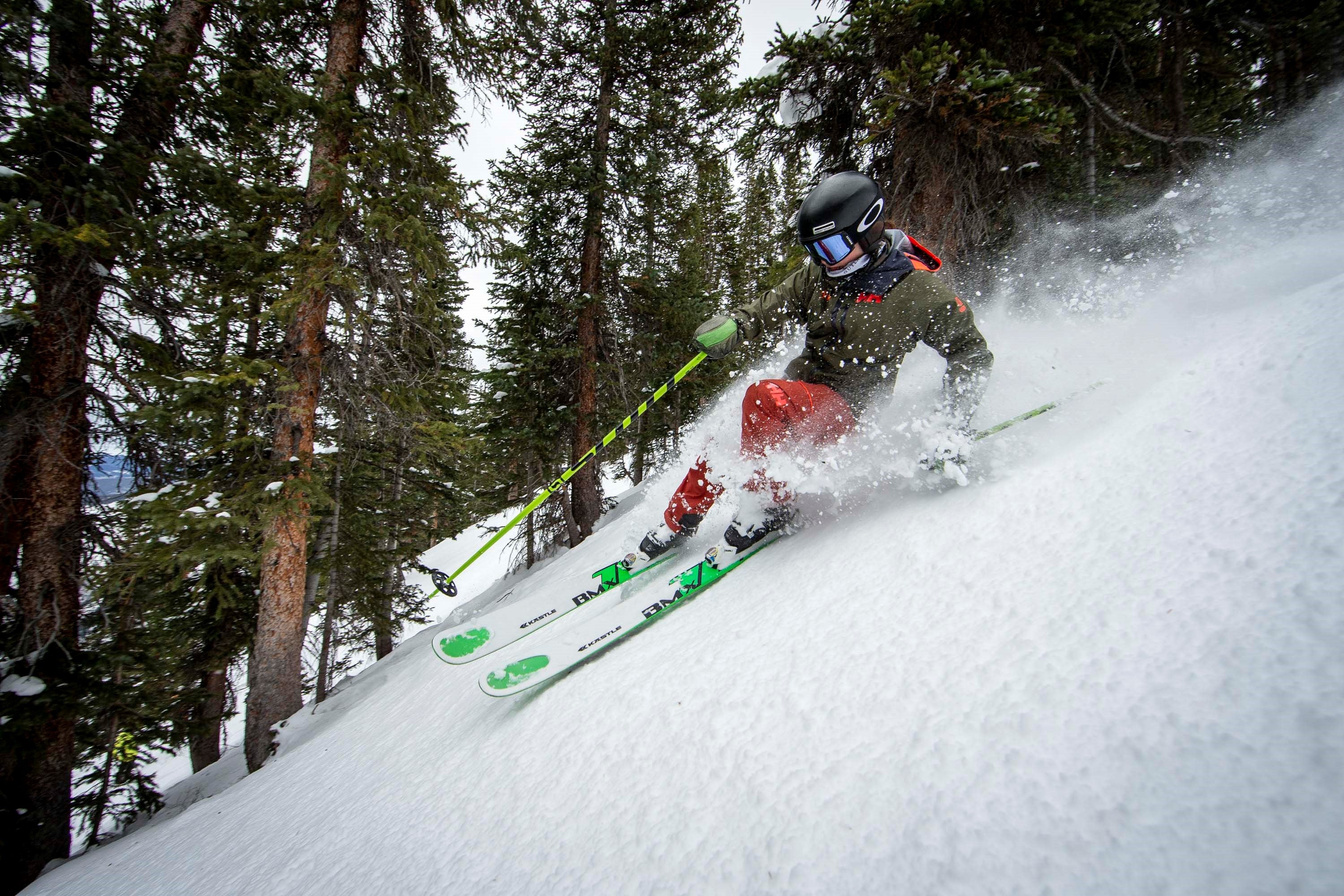 xan2 Xanthe Demas skiing