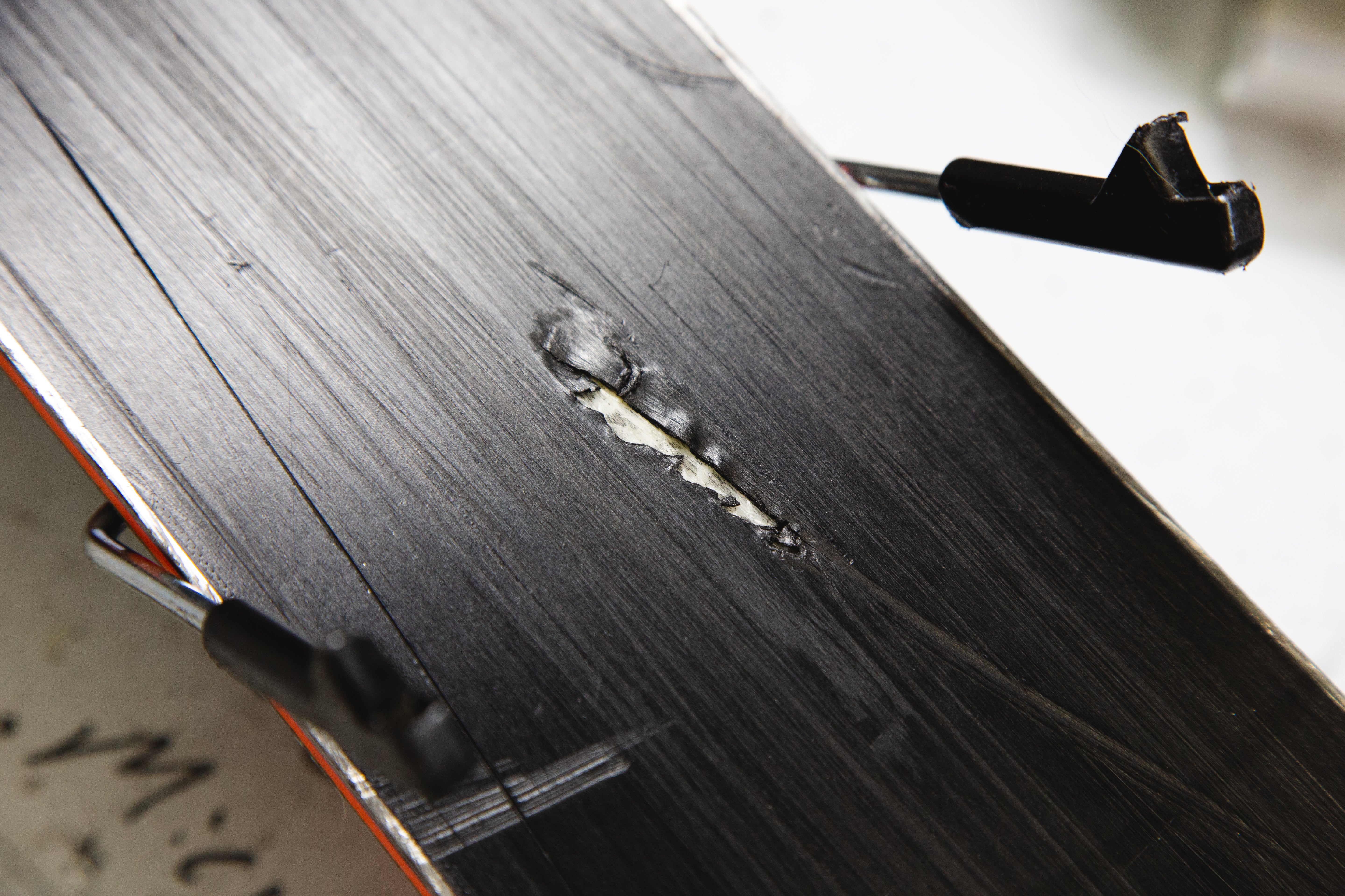 20190417-Tuning-YB0A4215 Ski tuning, core shot