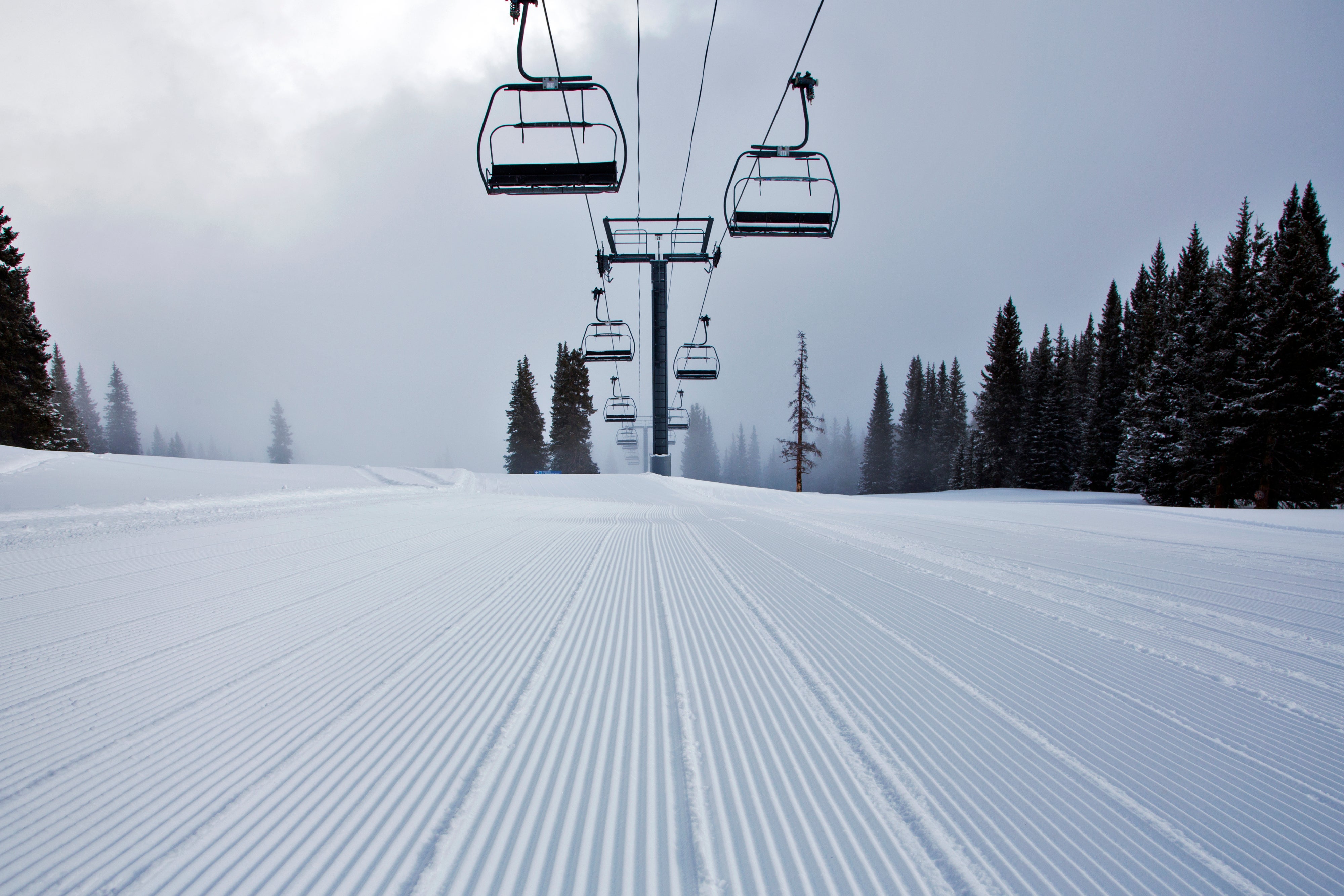 3-20-20-ResortClosures-BrookeWarren-537P Snowmass closure during COVID
