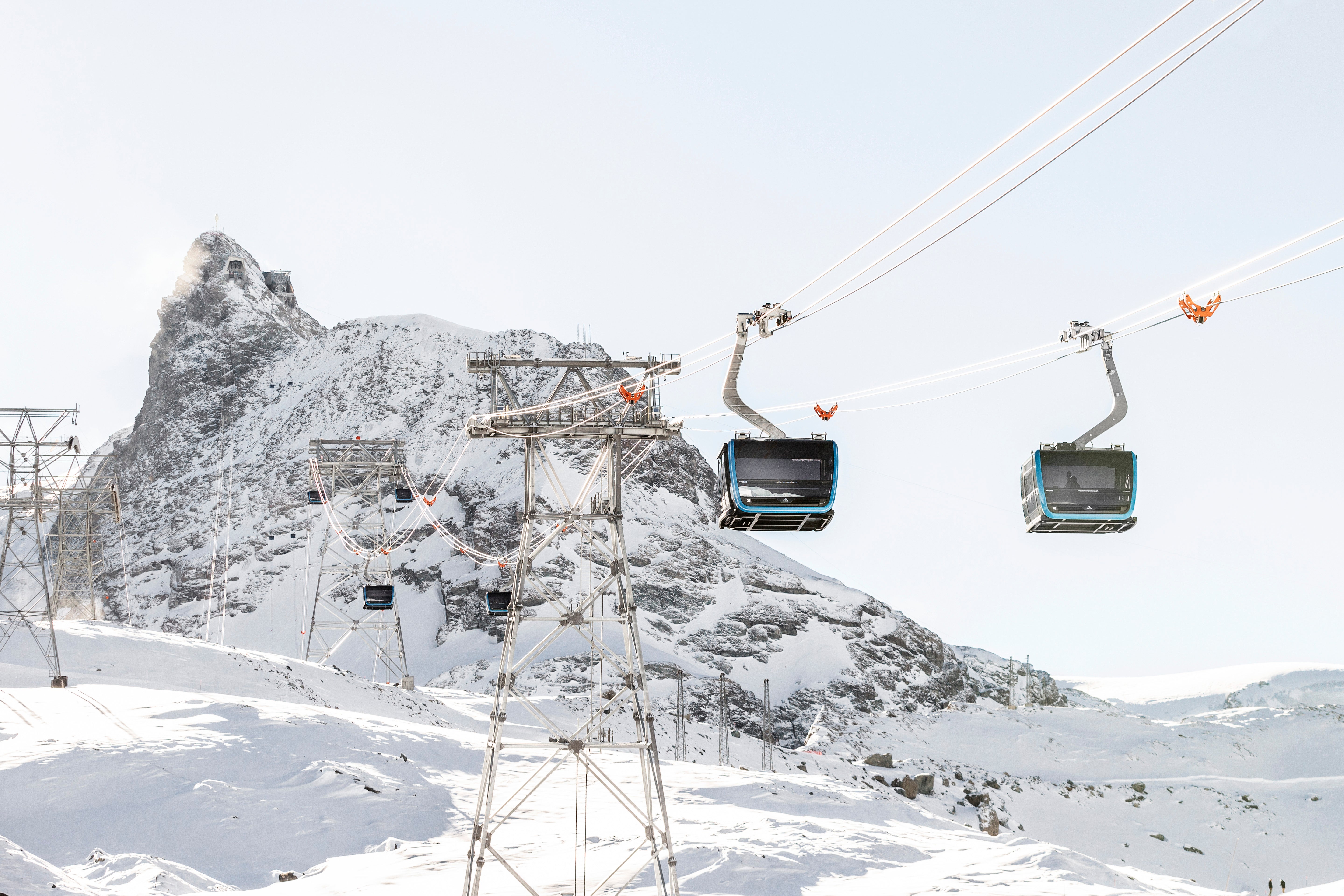 Matterhorn-Paradise-Download (1) Riding the gondola at the Matterhorn Ski Paradise, one of the world's largest ski resorts.