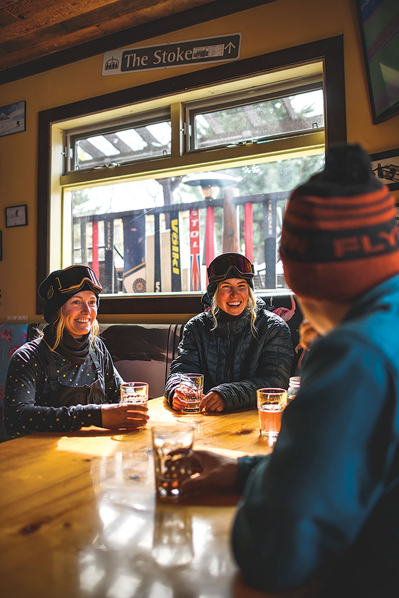 SKI1018-RG-Revelstoke-AndrewStrain-s Eating at Revelstoke