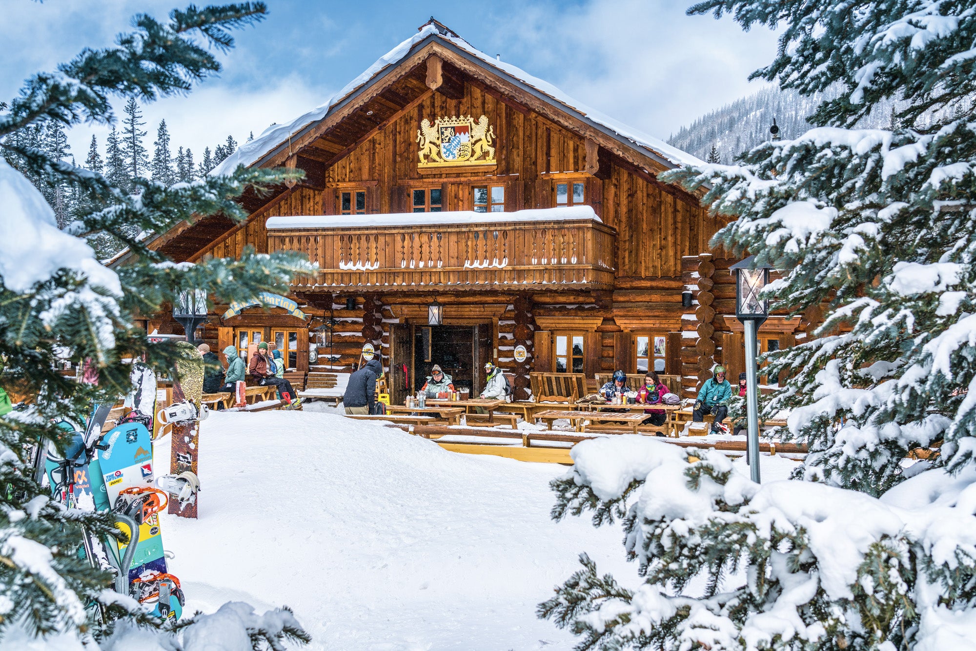 SKI1120-RGW4-Toas-Courtesy 2021 Resort Guide Taos Ski Valley