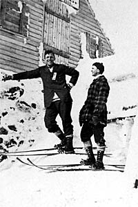 Tuck's: The Teens Fred Harris (left) with schoolmate Carl Shumway at the summit in 1913.