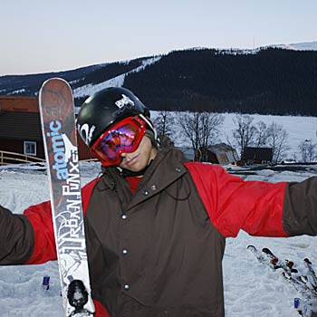Let's Ski Korea Puppet-waggling lift line attendants