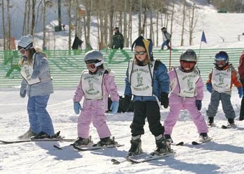 Ski School Deer Valley Ski School offers exciting programs and activities for skiers of all ages and abilities. Ski Instructors will help you excel quickly and…