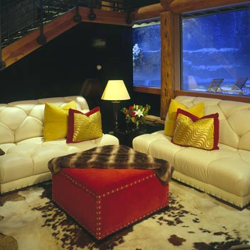 Lobby Living Room Nook Winter Ski PackagePackage includes: Guest room accommodations for two for 3 or 4 nights, dailylift ticket for two, Complimentary upgrade for…