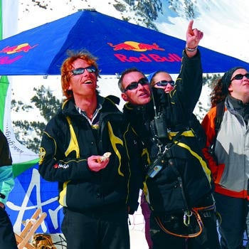 Ski Patrollers Either a speed flier just did something really cool, or that is one heck of a PB&J. Les Arcs ski patrollers marvel at the contestants.