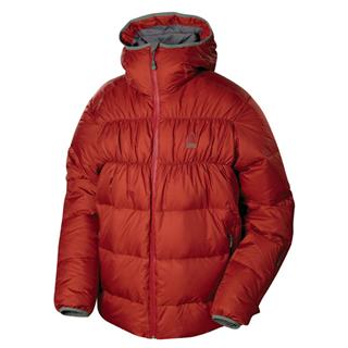 Sierra Designs Flex Down Jacket For your groomer-shredding dad: For when he’s shoveling the driveway or taking the dog for a walk, your dad needs a good down jacket. Try the Sierra…