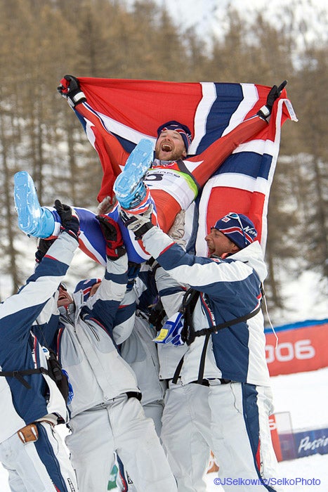Jonathon Selkowitz What’s your craziest Olympic story?Well, at Torino, we had been working so hard the whole event, and then it snowed like two or three feet the night…