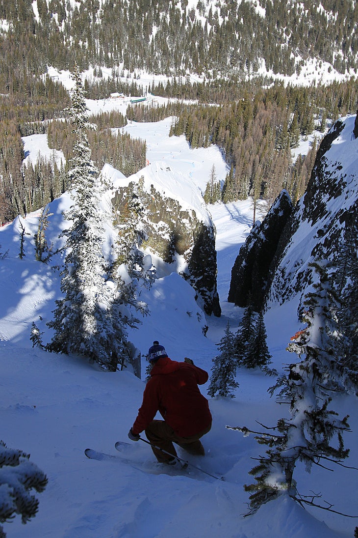 Dropping into Skookum Chute Mission Ridge is riddled with interesting chutes that drop through basalt crags.