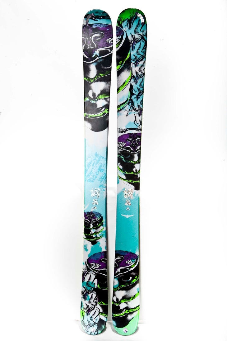 K2 Bad Apple Ski The Bad Apple is K2's newest rockered ski for juniors. Picture the kid who's wearing an oversized t-shirt in the tram line, then hucking off every…