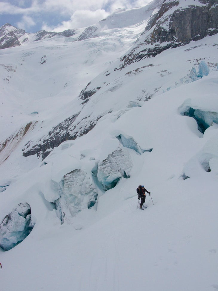 1680.jpg We planned on doing a mini-siege of Mt. Sir Sandford. This broken glacier stood in the way of our camp. Lots of crevasses to fall into but we avoided…