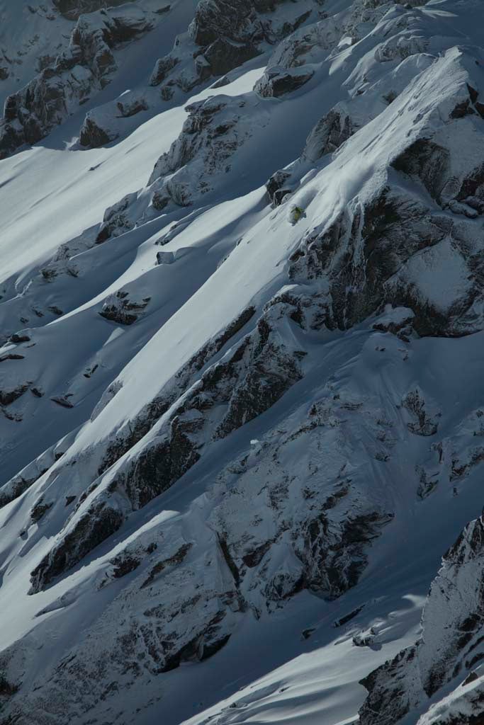 Southern Lakes Heli Southern Lakes Heli, based out of Wanaka and Queenstown, took Sam, Ted, and the WME crew out to ski some gnarly lines.