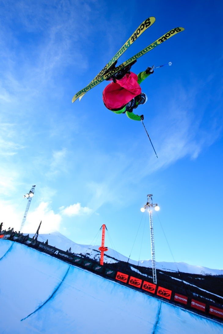 Roz G Rosalind Groenewoud, or Roz G, is one of the skiers shaking things up as part of the Canadian Halfpipe team.
