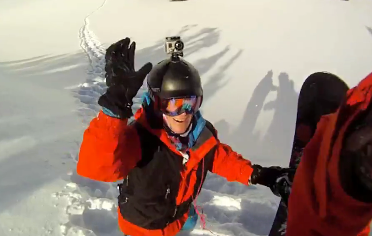Everyone and Their Mom Gets a Helmet Cam From Alaska to Attitash, we saw skiers with cameras strapped to their helmets, chests, poles, and ski tips. Sometimes all at once. It meant that…