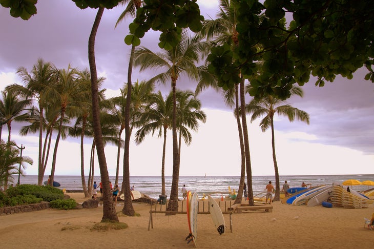 Hawaii Want to take time off like a U.S. ski teamer? Hawaii’s the spot. Julia Mancuso lives on Maui in the off-season, and Bode Miller attempted an…