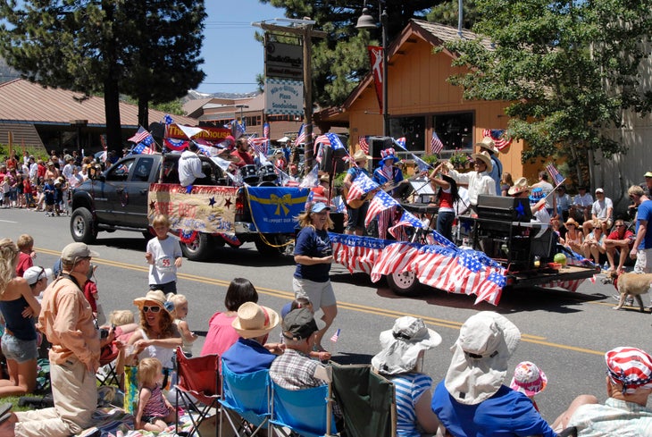 Mammoth No Independence Day is complete without live music and a party. At Mammoth, a block party July 3 features live entertainment, and a well-stocked…