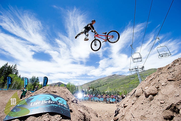 Mountain Bike Slopestyle Mike Montgomery from San Diego put down a clean run, while Paul Basagotia nabbed second, despite a massive crash that left him unconscious (he…