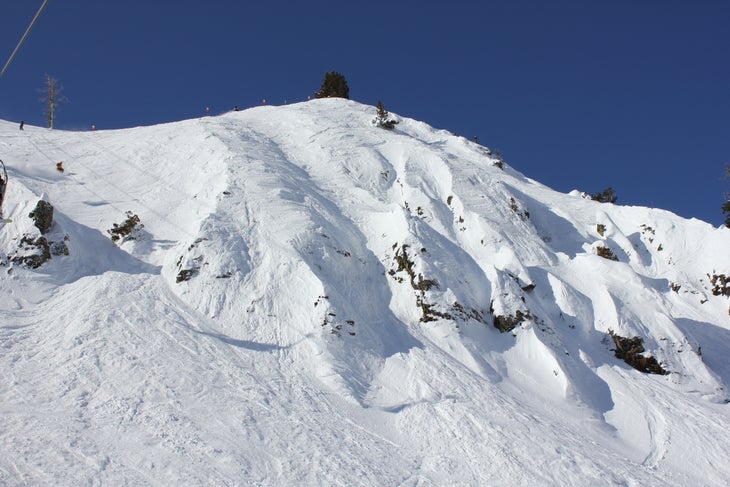 Ski the Fingers These chutes come in all shapes in sizes— just wide enough for turning, to straightline-only. Take your pick, but be careful— everyone on KT-22 is…