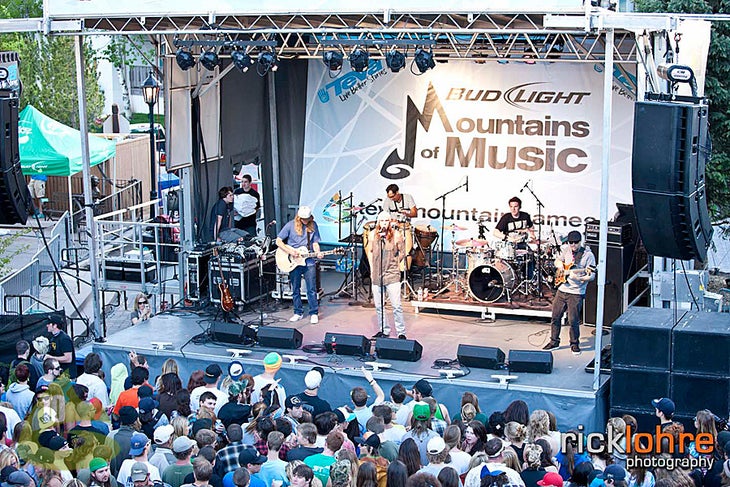 The Dirty Heads played a free show None