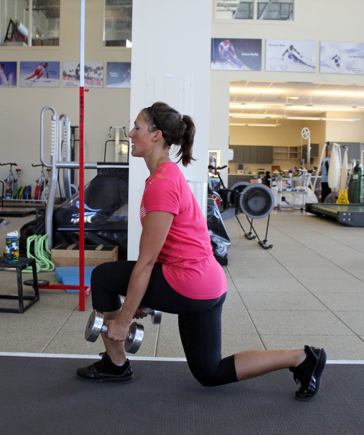 Correct Form Make sure to do a full lunge, with your quad parallel to the ground. Also, make sure your knee doesn't bend past your foot. Keep your chest up and…