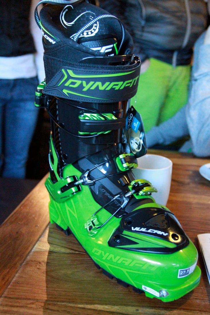 Dynafit Vulcan From the second Dynafit added Eric Hjorleifson to their pro team, the skiing community has anxiously awaited some new developments in boot…