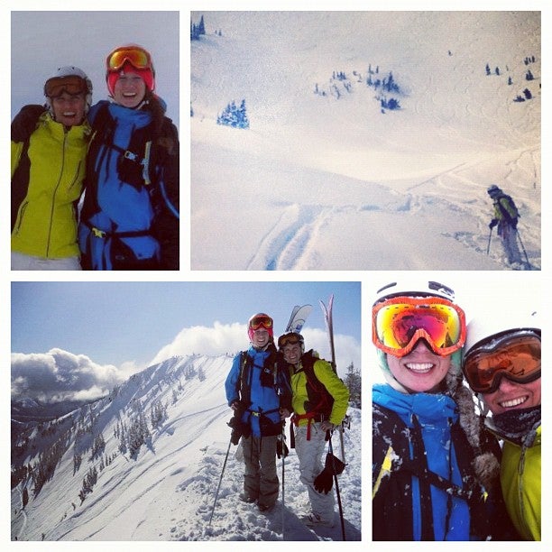 #winner @lilykrass Clearly this Skiing mom has no problem getting after it. She's also sharing all the fun with her daughter. We hope she'll have even more fun on this…