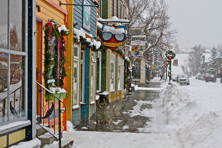 Crested Butte Mountain Resort Crested Butte is up to 43 inches in the last week. Colorado is making a comeback for sure.skicb.com