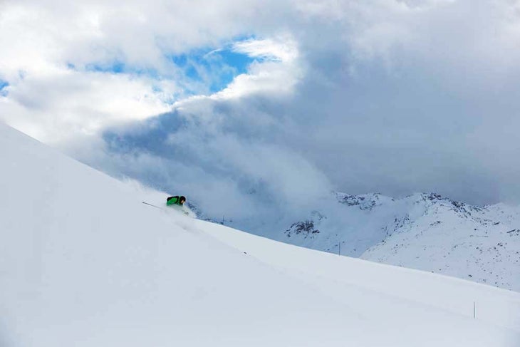 Ski Les Menuires The sleeper of the 3 Vallées, Les Menuires is known as a family destination yet it hides some of the best adventure skiing of the whole area. Rising…