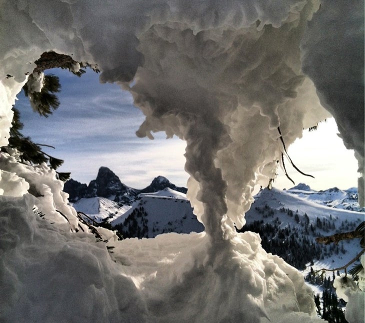 The Grand Teton Grand may be a bit a bit of understatement. Perhaps the Prodigious Teton, or the Tremendous Towering Teton would prove more apt names. Nomenclature…