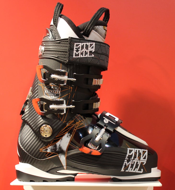 Atomic Waymaker 130 Featuring a 130 flex, stiff but light carbon spine, medium fit, 35-degree range of motion while in walk mode, and Atomic's incredibly comfortable…
