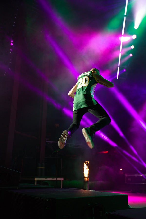 Jump! Jump! The Daddy Mack'll make you JUMP JUMP!