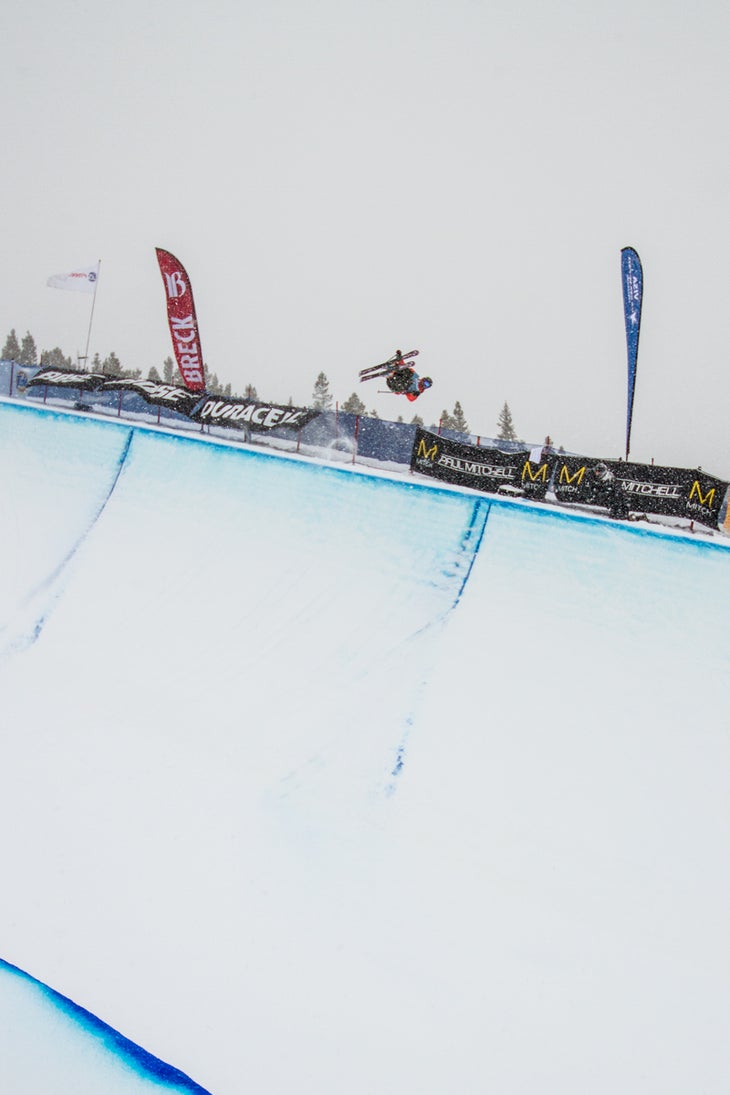 Copius Amounts of Snow Devin Logan (U.S.) sends a right-side flair on her first hit of her second run. Logan was the only female performing this trick with the tough…