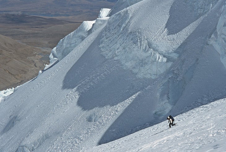 Shishapangma Snow In Tibet, Bob Mazarei finds nice snow on Shishapangma, the world’s 14th highest mountain. Photo: Laurent Boiveau