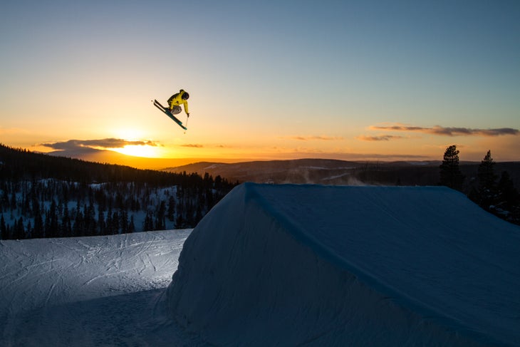 Sunset at Vemdalsskalet This far north, the sun stays low in the sky all day—providing extremely long and breathtaking sunsets and sunrises. Andreas Sjöbeck takes advantage…