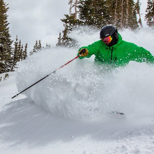 @SkiingMagazine Fresh snow and sunshine while @sean__benson tests skis @lovelandskiarea today. #springskiing #IndieTest2015 #skitest2015 Photo: @kbascetta