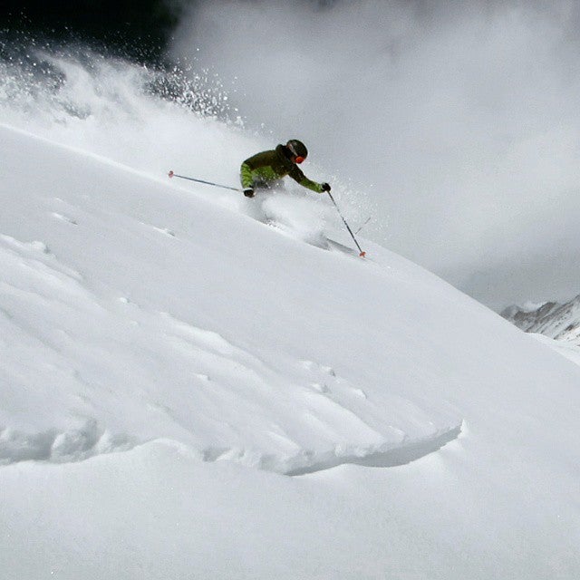 @TimSkiD Killer day with @skiingmagazine for the #indietest2015 @lovelandskiarea #Powder turns courtesy of @jenny_ryden_harris