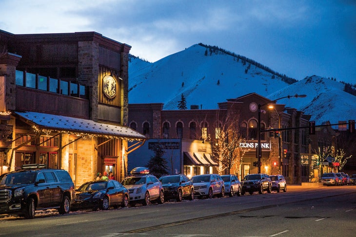 SKI_SunValley_CREDIT_KeriBascetta_13.jpg Keri Bascetta