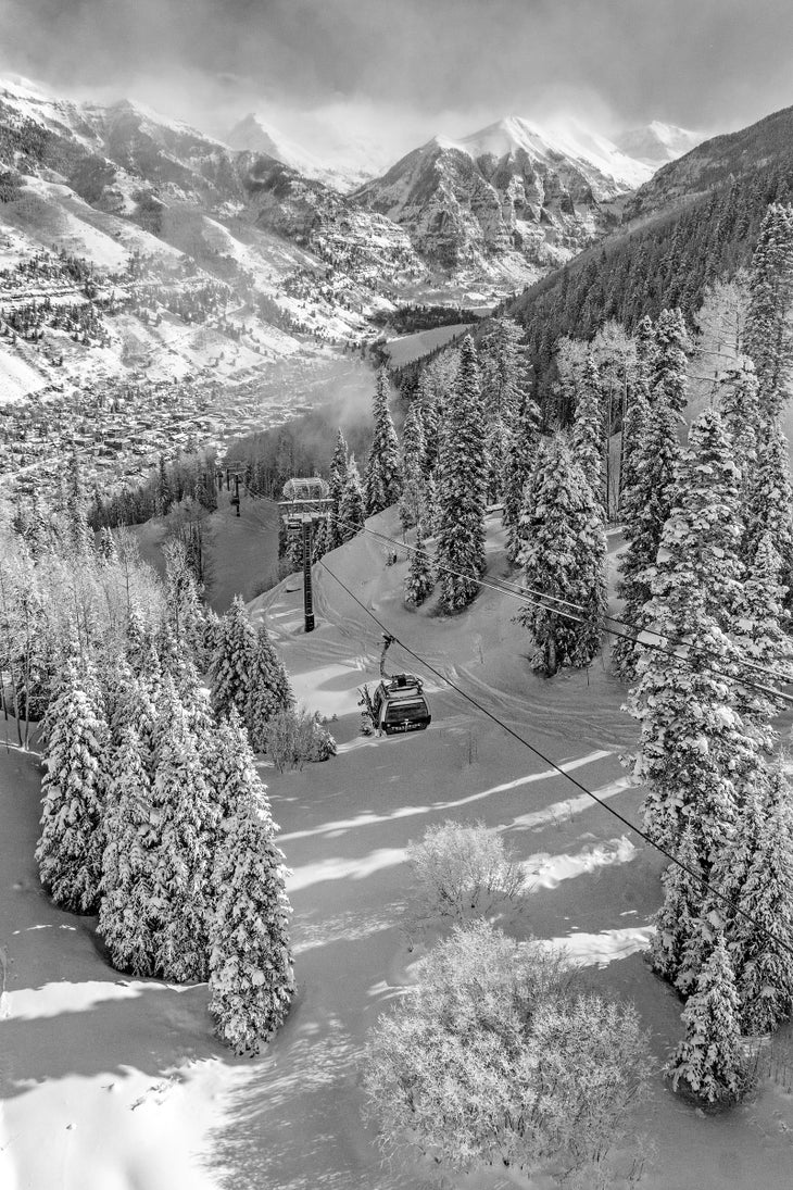 Skiing_HighCountryExodus_CREDIT_CourtesyofVisitTelluride_RyanBonneau None