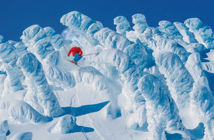 skimag-alaska-EagleCrestby-MarkKelley None